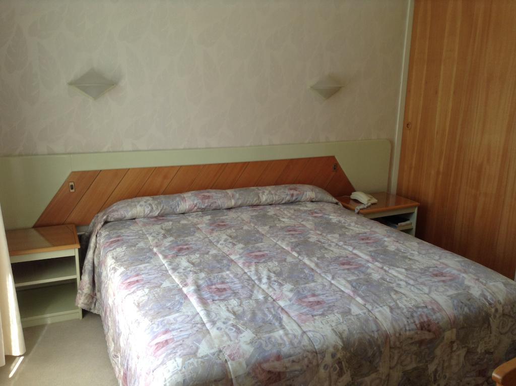 Hotel Terrabella Талка Стая снимка