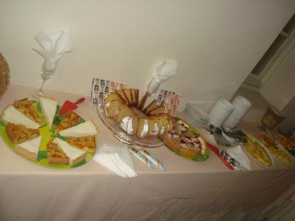 Hotel Terrabella Талка Екстериор снимка